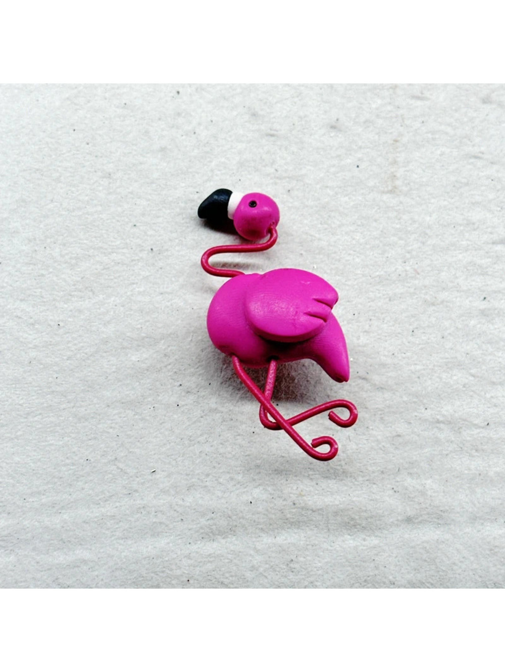 5464gc. Pink Flamingo Brooch